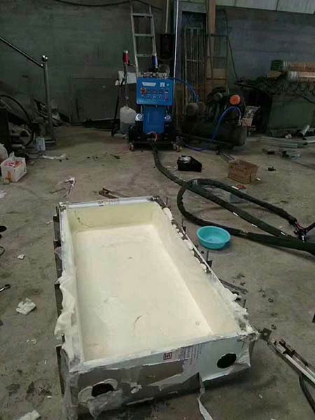 零下60度低温实验室保存箱(图3) 零下60度低温实验室保存箱聚氨酯喷涂