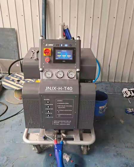 二手聚氨酯发泡机(图2) T40聚氨酯发泡机
